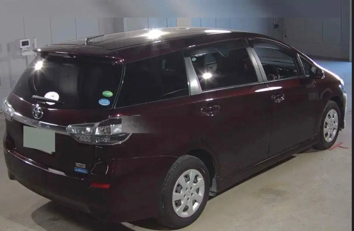 TOYOTA WISH 2013 года с аукциона Японии - Авто в Владивосток
