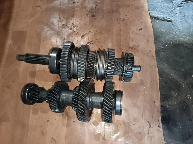 Шестеренчатая пара МКПП от Mitsubishi Canter 4D33-35 - Хомуты в Иркутск