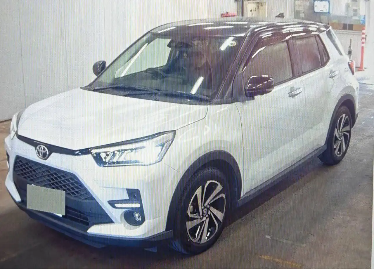 Toyota Raize 2020г б/у с аукциона Японии - Легковые автомобили (Авто) в Владивосток