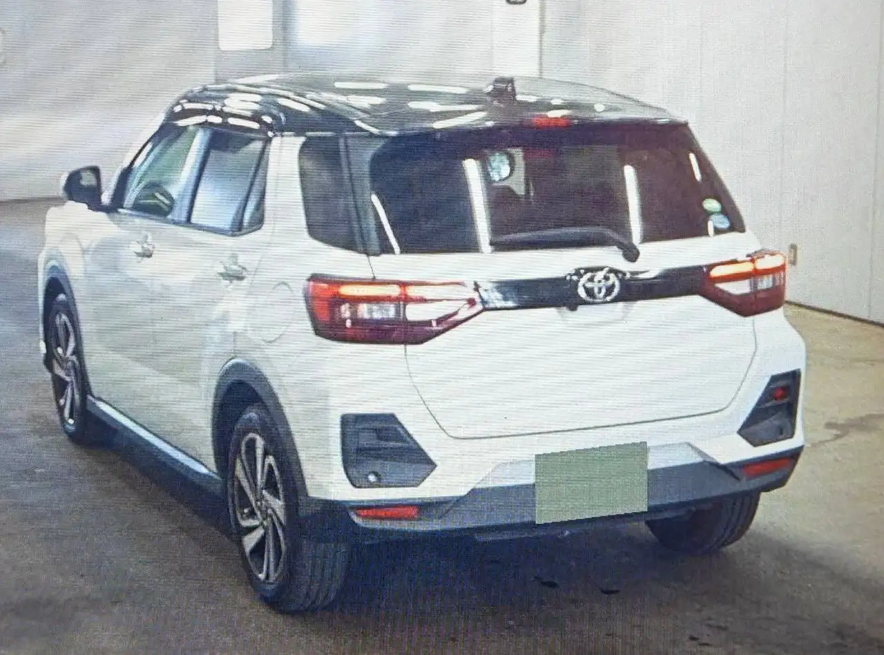 Toyota Raize 2020г б/у с аукциона Японии - Легковые автомобили (Авто) в Владивосток