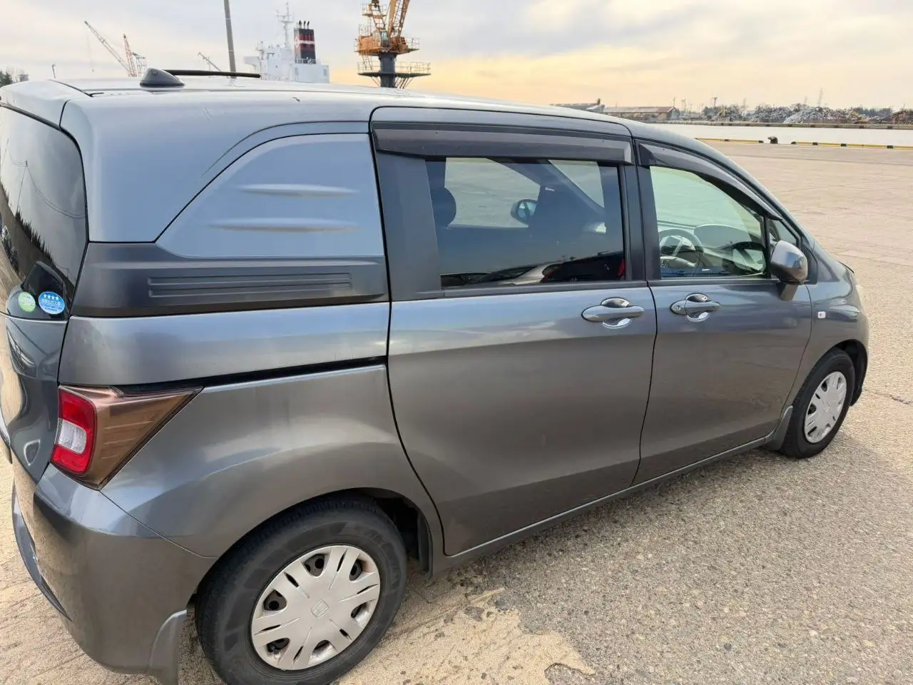 HONDA FREED 2010 года из Японии - Иномарки (Авто) в Владивосток