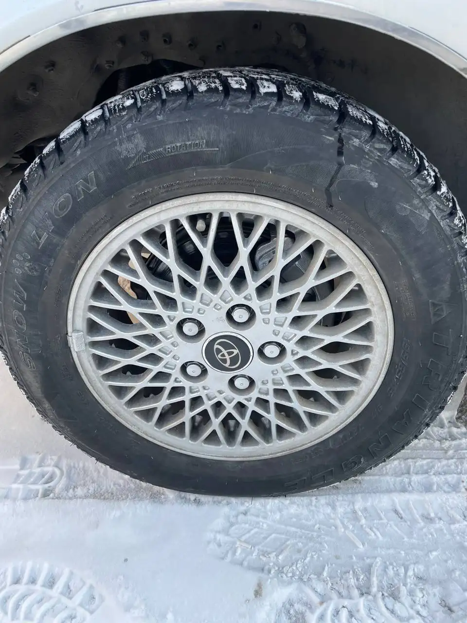 Продажа сток дисков 5/114.3 с резиной Triangle - Запчасти (Авто) в Иркутск