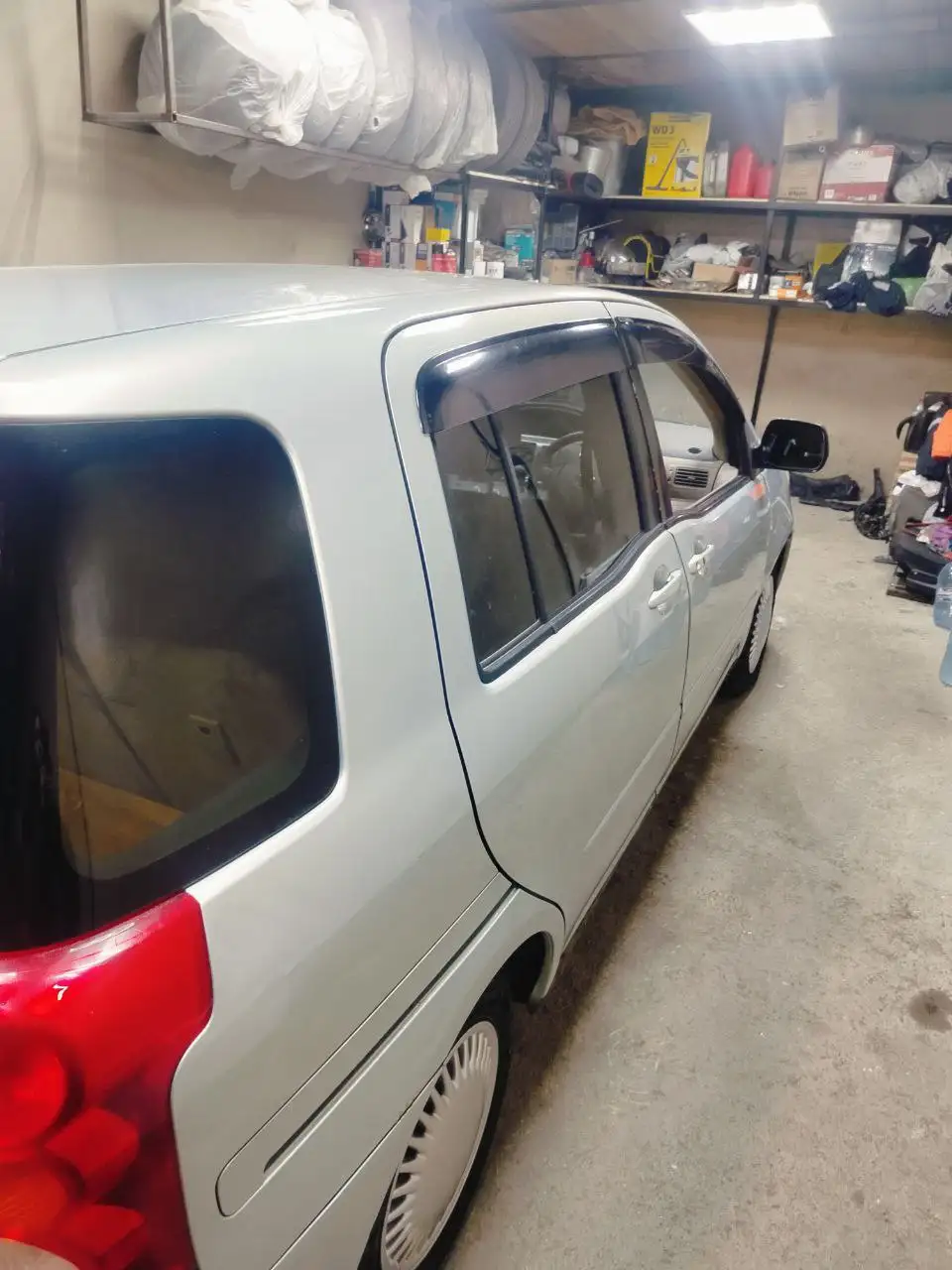 Продам Raum в хорошем состоянии - Авто в Иркутск