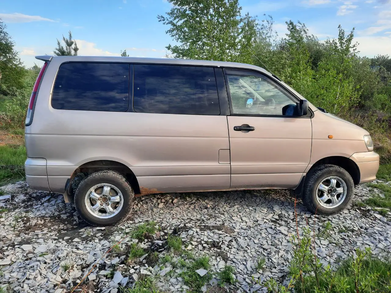 Продажа Тойота Таун Айс Ноах 1999 года дизель автомат 4WD - Легковые автомобили (Авто) в Иркутск