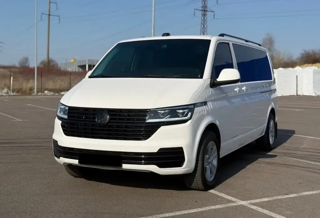 Volkswagen Transporter 2020 - Фургоны (Авто) в Иркутск
