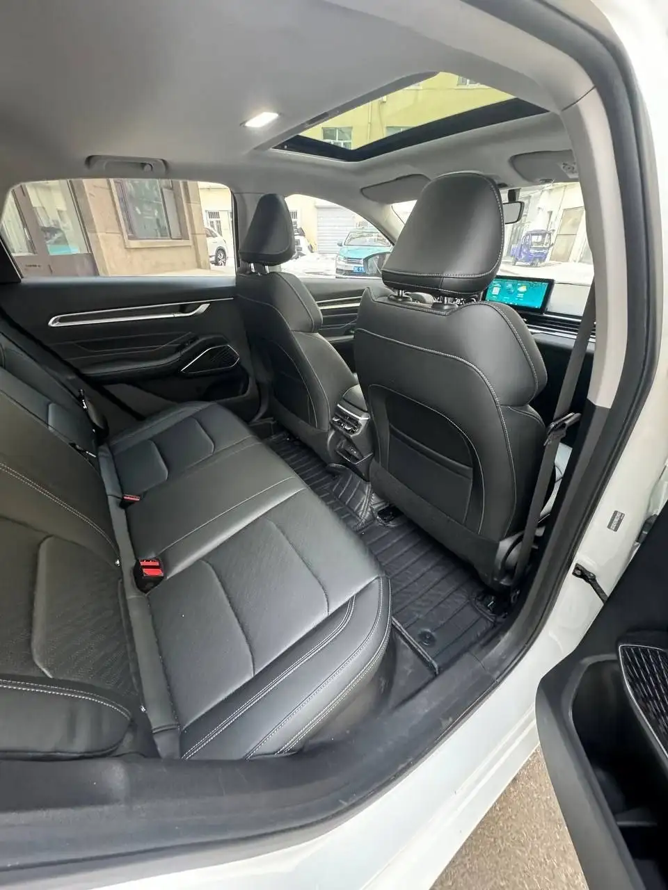 Geely Emgrand 2022 года в Иркутске - Авто в Иркутск