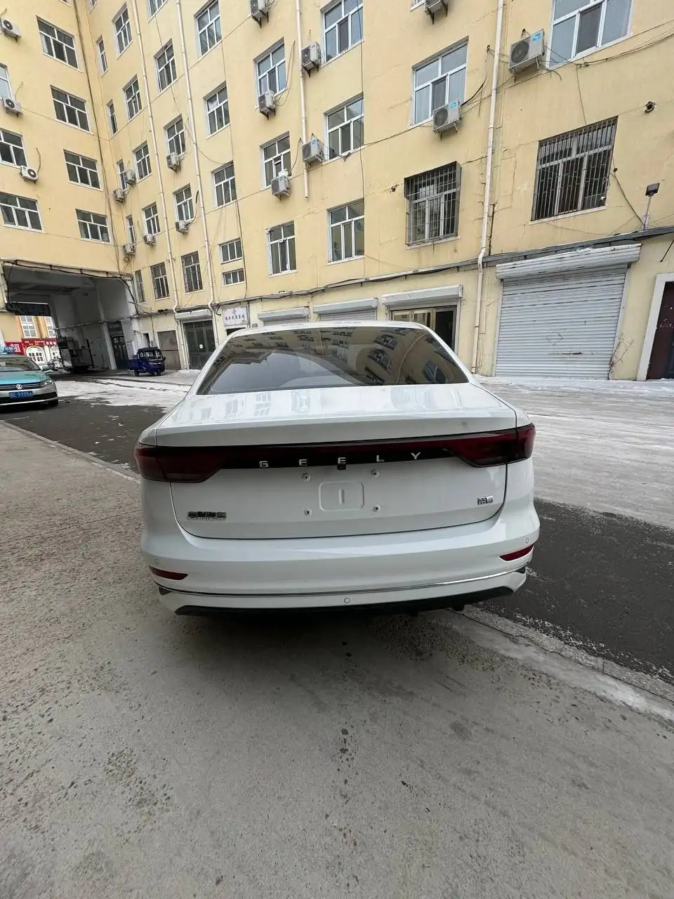 Geely Emgrand 2022 года в Иркутске - Авто в Иркутск