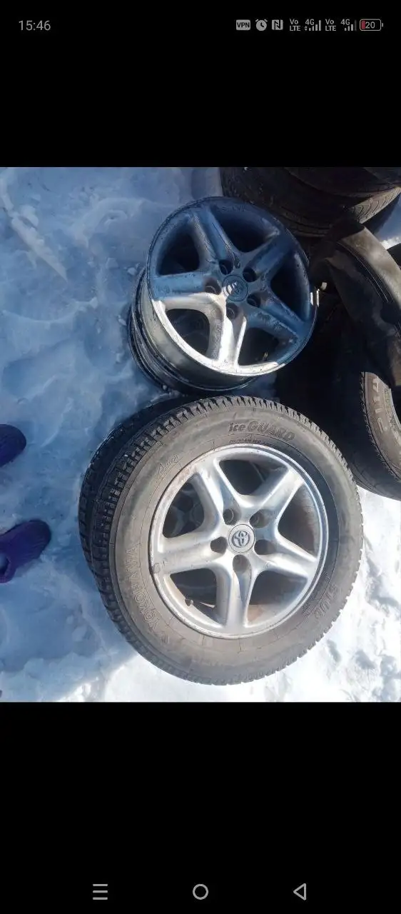 Продам комплект оригинальное Тойота литье R16 - Запчасти (Авто) в Хомутово