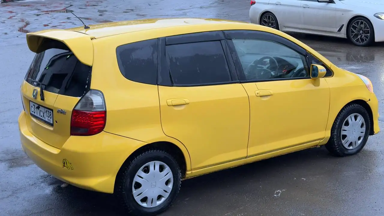 Продажа автомобиля Honda Fit 1.5 - Легковые автомобили (Авто) в Иркутск