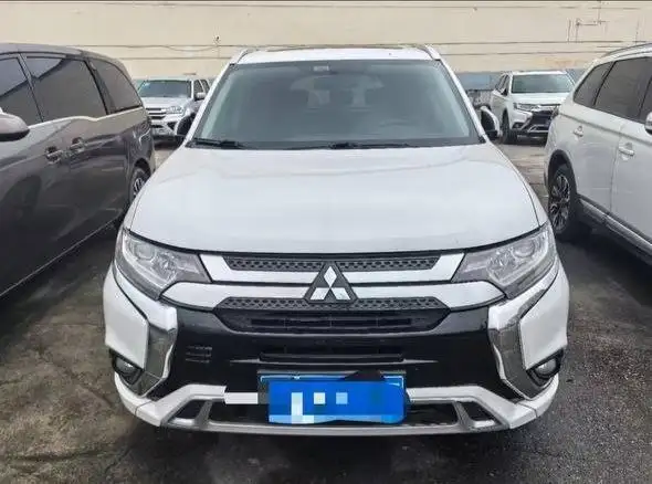 Mitsubishi Outlander 2021 2.0L 2WD Enjoy Edition 5-местный - Авто в Забайкальск
