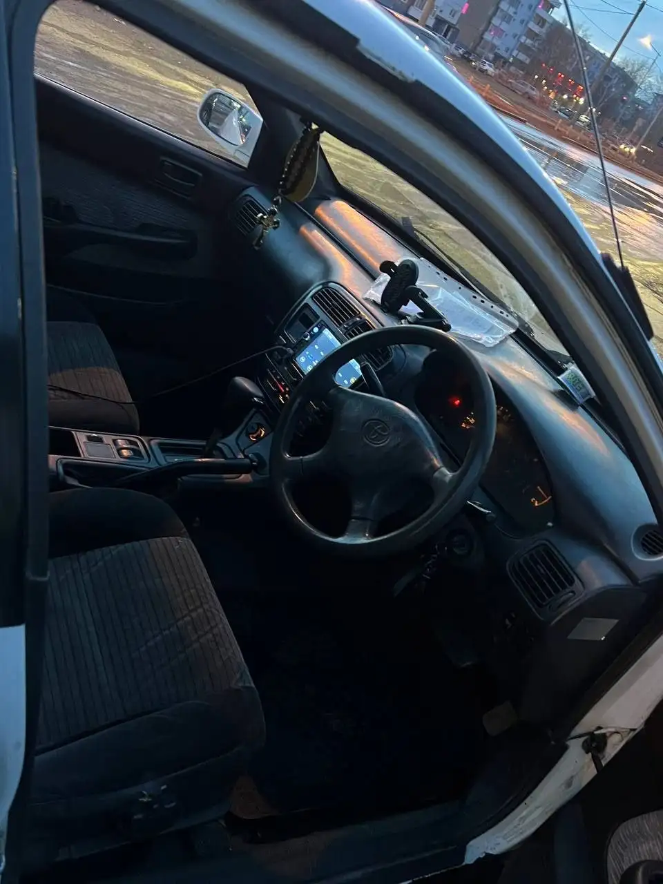 Продам Тойота Карина улыбка 1995 года - Авто в Иркутск