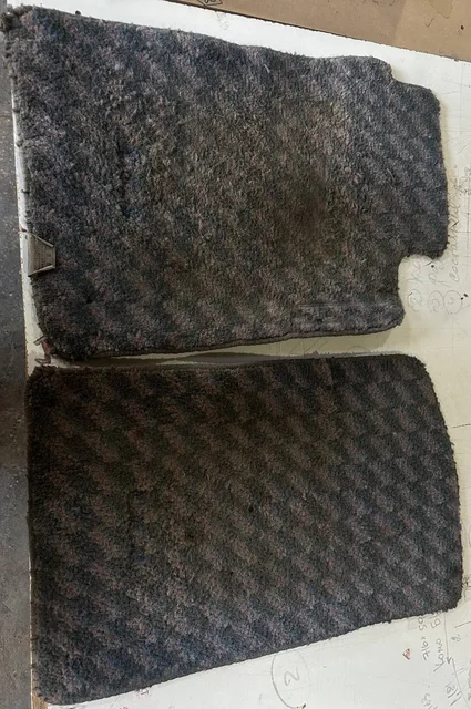 Ковры Корона Карина и брызговики Камри 50 Канада - Обмен в Иркутск