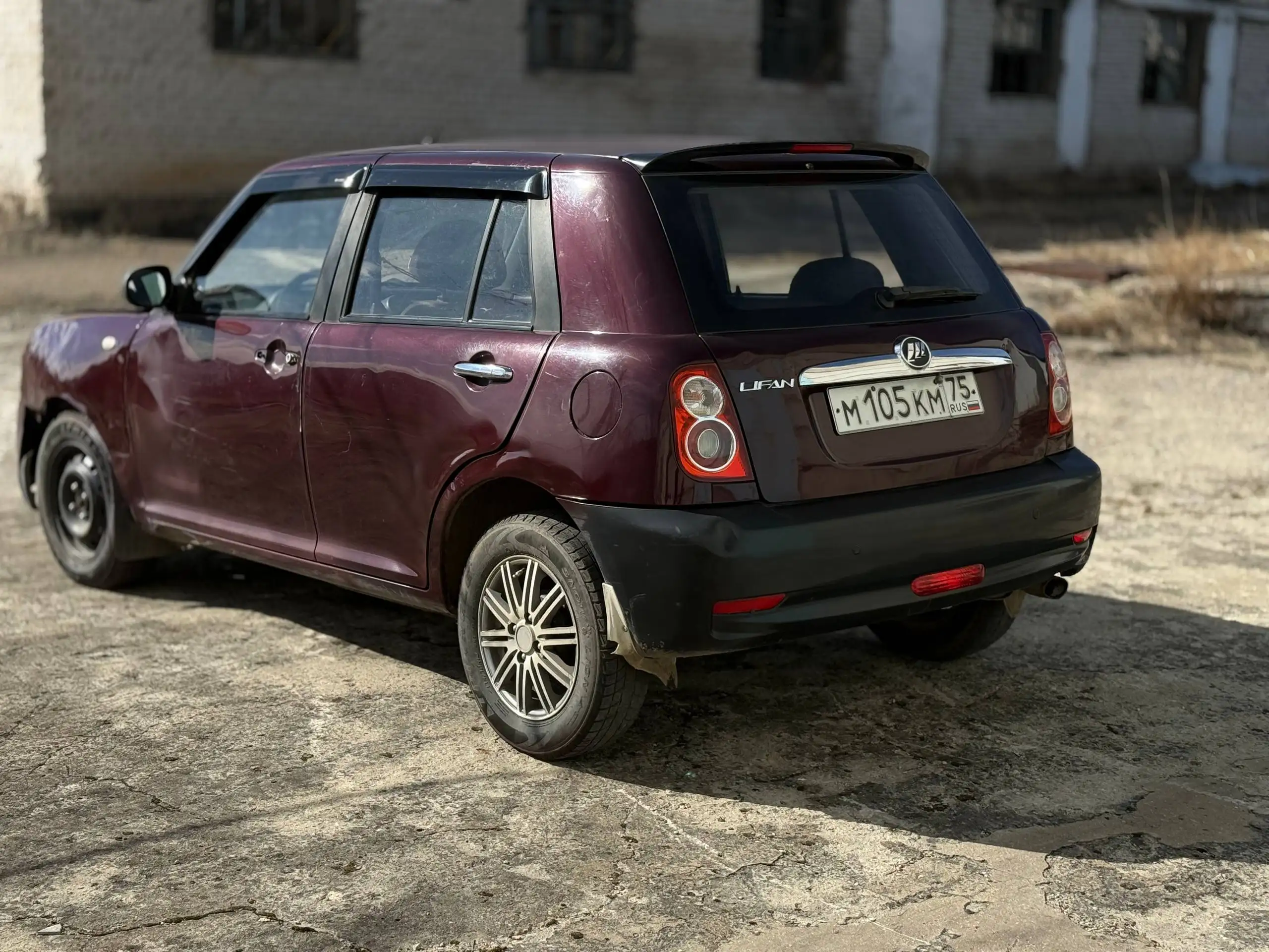 Лифан Смаил 2013 года выпуска с МКПП - Авто в Иркутск