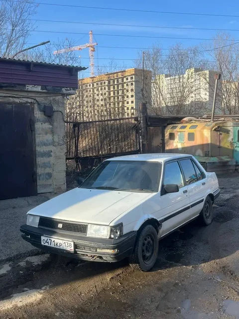 Toyota Corolla E80 1987г дизель 1.8 МКПП 5ст - Легковые автомобили в Иркутск