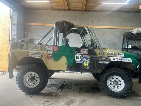 Продажа УАЗ на полном ходу - Колесные диски в Иркутск