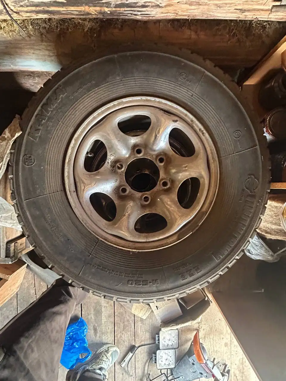 Продам 3 колеса - Колёса и шины (Авто) в Иркутск