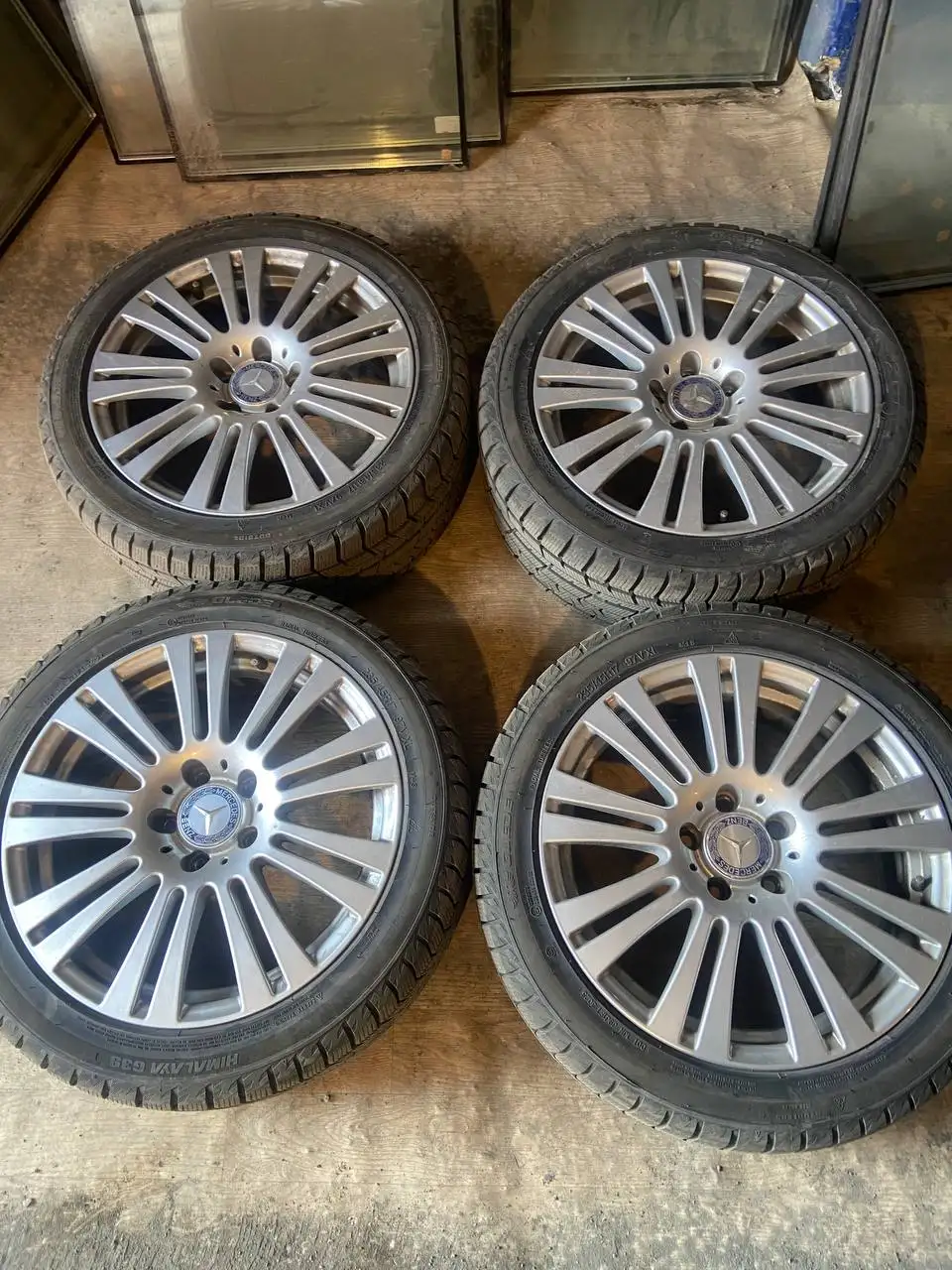 Комплект колес Mercedes R17 с резиной - Колеса и шины (Авто) в Иркутск
