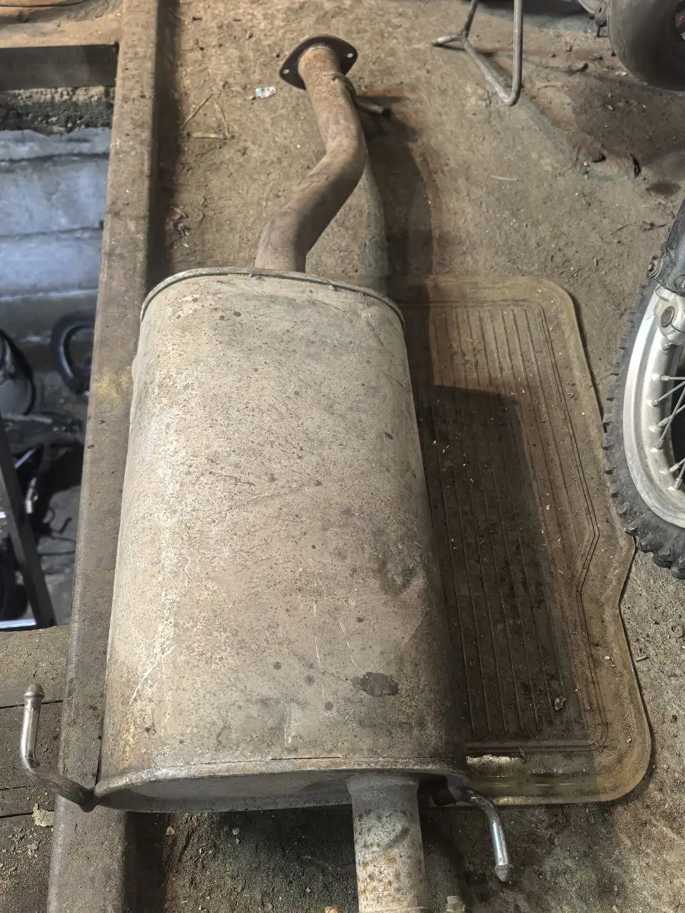 Глушитель Хайсс двигатель 1 KZ - Глушители (Запчасти) в Ангарск