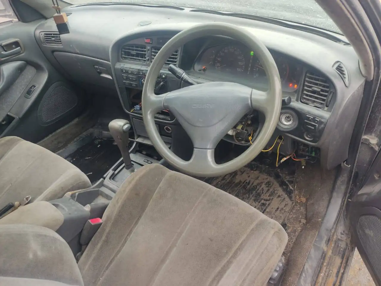 Тойота Камри  Требует вложения - Авто в Иркутск