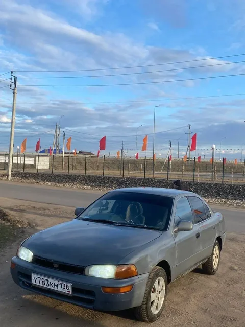 Срочная продажа Toyota Sprinter AE100 1994 года - Фары в Иркутск