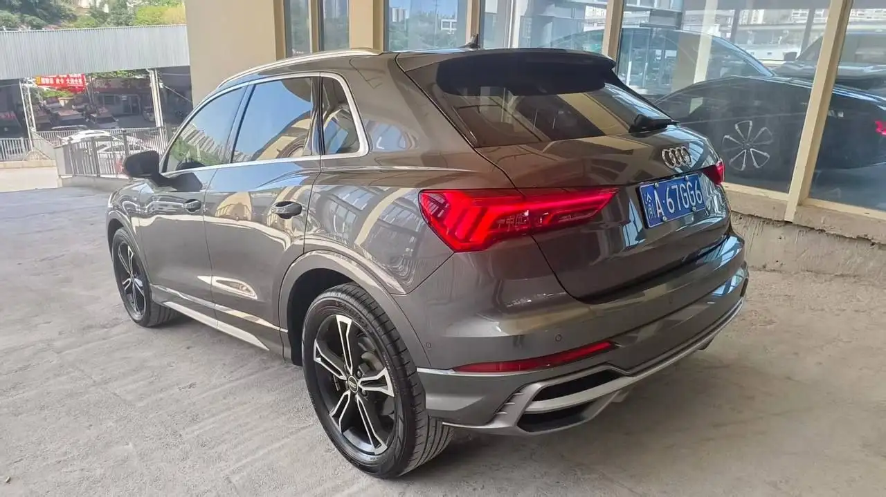 AUDI Q3 Fashion Dynamic Edition 2021 - Авто в Иркутск