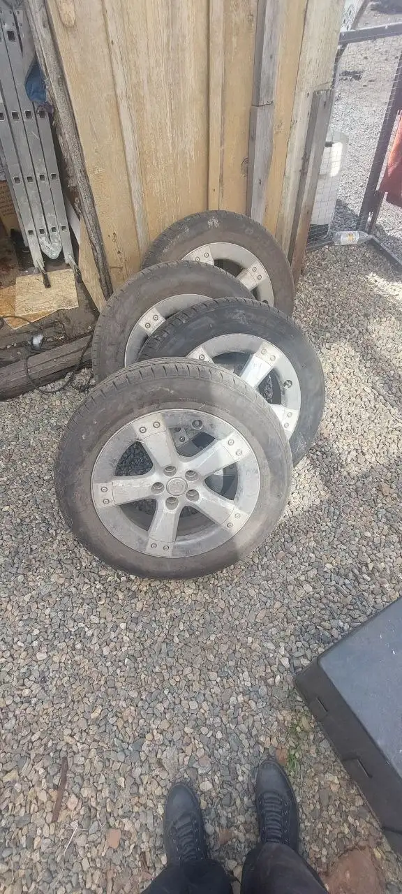 Продам два комплекта колёс R18 и коробку передач Харьков - Авто в Иркутск