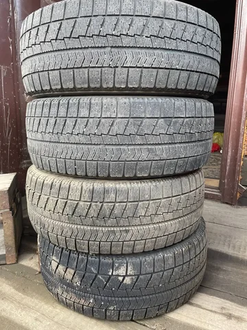Продам зимнюю резину Bridgestone 195/55 R16 - частное объявление в Иркутск