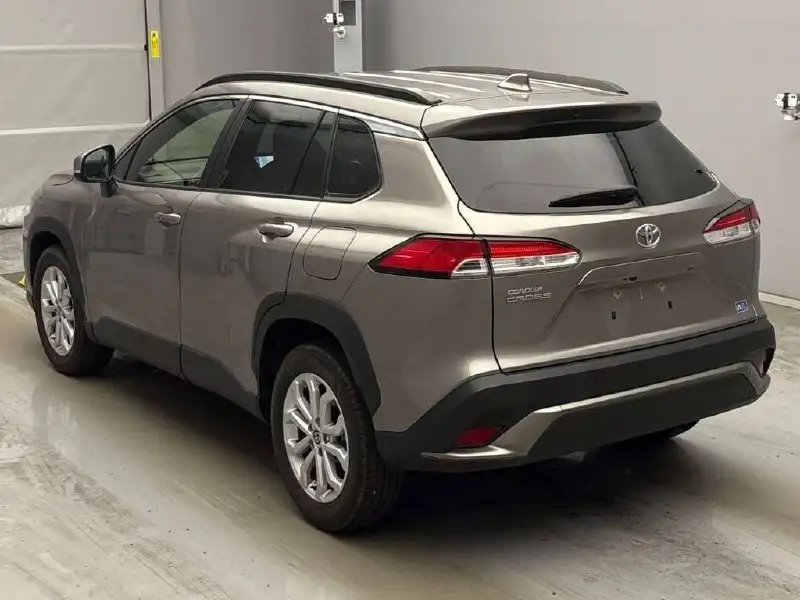 Toyota Corolla Cross 2023 - Легковые автомобили (Авто) в Иркутск