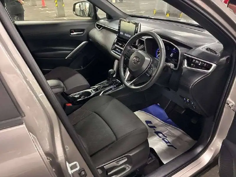 Toyota Corolla Cross 2023 - Легковые автомобили (Авто) в Иркутск