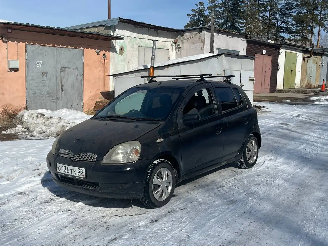 Toyota Vitz 1999 года в Иркутске - Легковые автомобили (Авто) в Иркутск