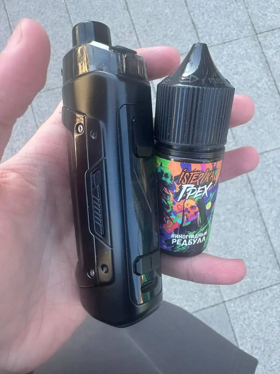 Буст б100 с жижей истерика грех 70мг виноградный редбулл - Вейпы и аксессуары (Электроника) в Тюмень