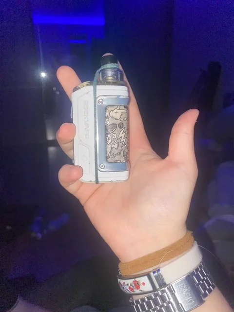 Продажа Aegis Hero 2 и Iкроc 5 мини - Мобильные телефоны в Тюмень