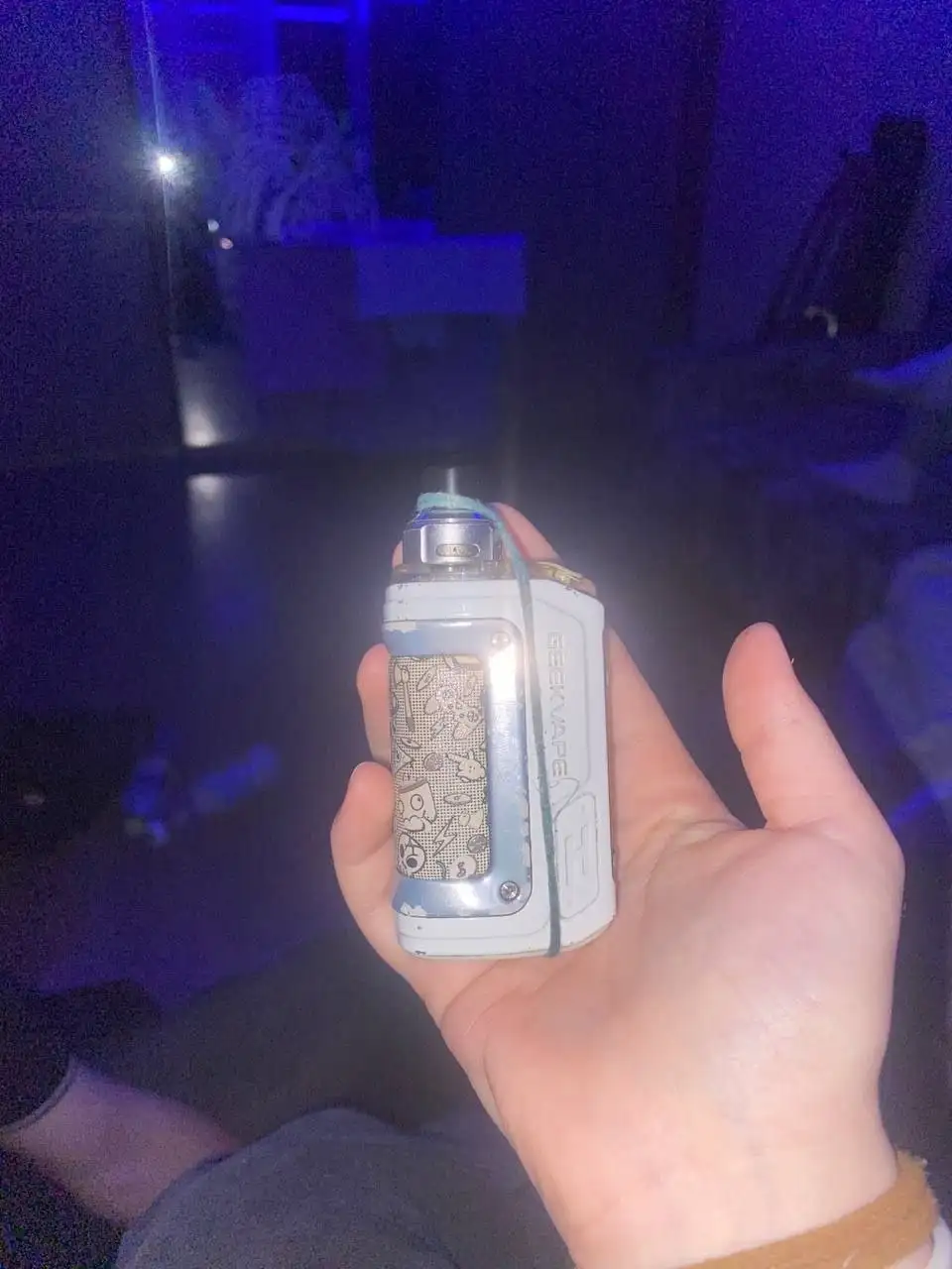 Продажа Aegis Hero 2 и Iкроc 5 мини - Вейпы и электронные сигареты (Электроника) в Тюмень