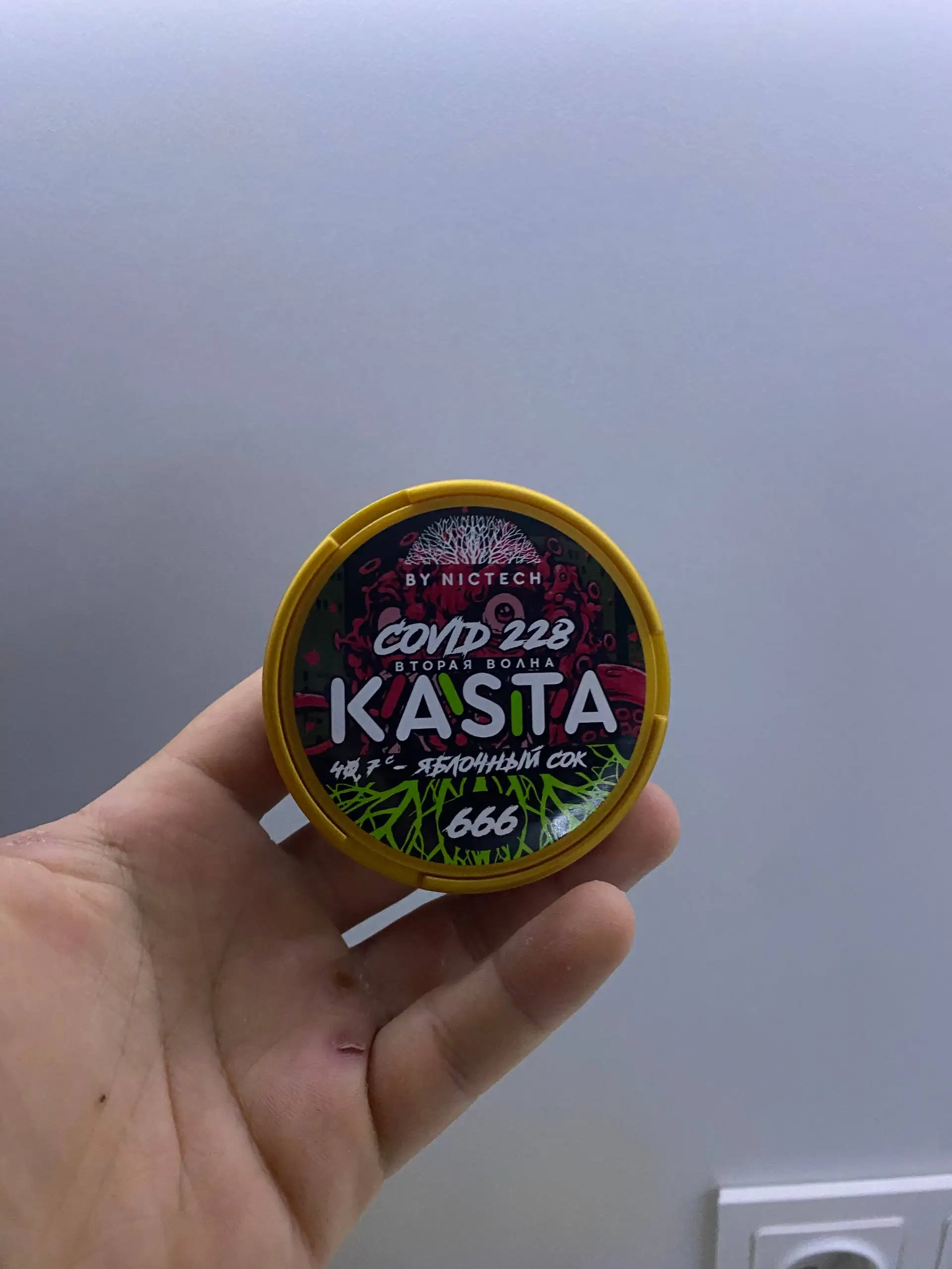 Продам шайбу в чехле, щечки карбон - Запчасти в Тюмень