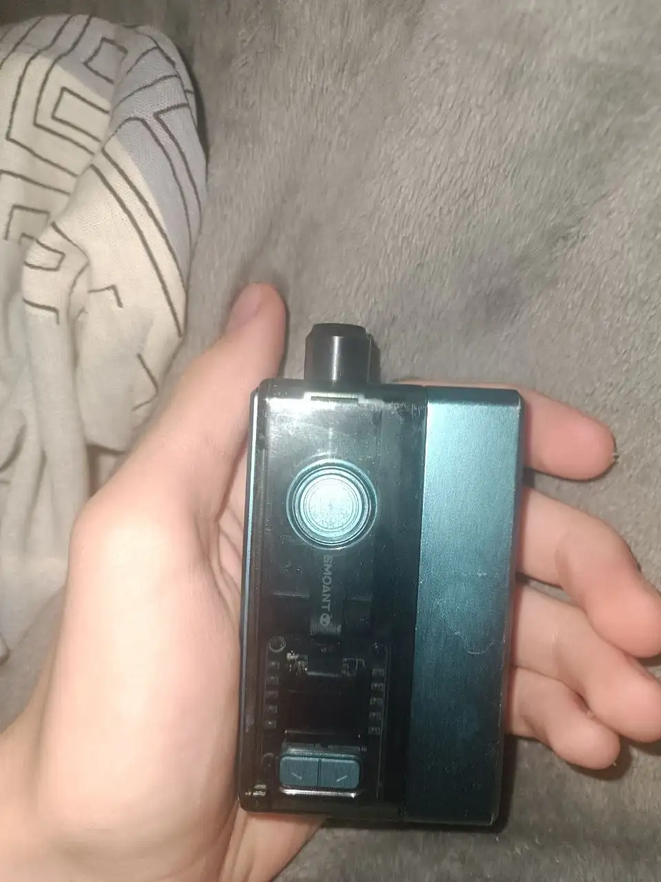Продам кнайт айо 90w вместе с жижой дуал - Вейпы и аксессуары (Электроника) в Тюмень