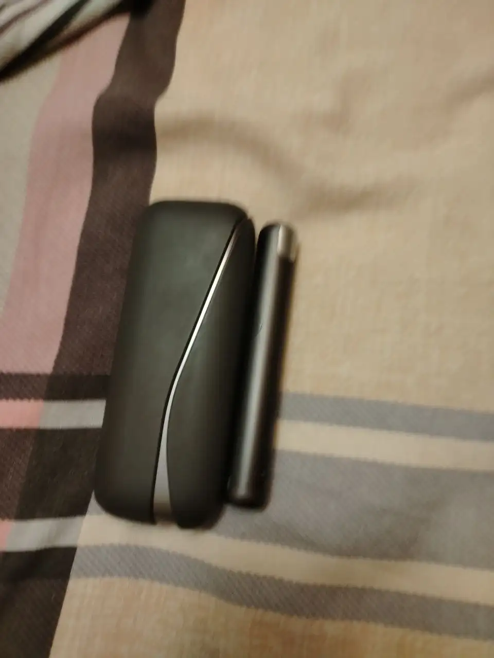 Чехол для IQOS вместе с ним - Системы нагревания табака (Электроника) в Тюмень