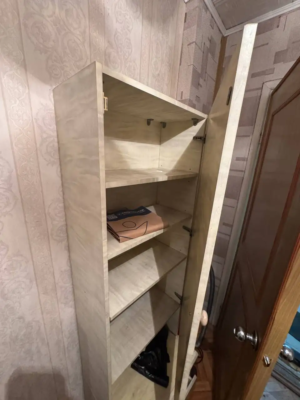 Продажа распашных шкафов (платяных) б/у - Барахолка в Москва