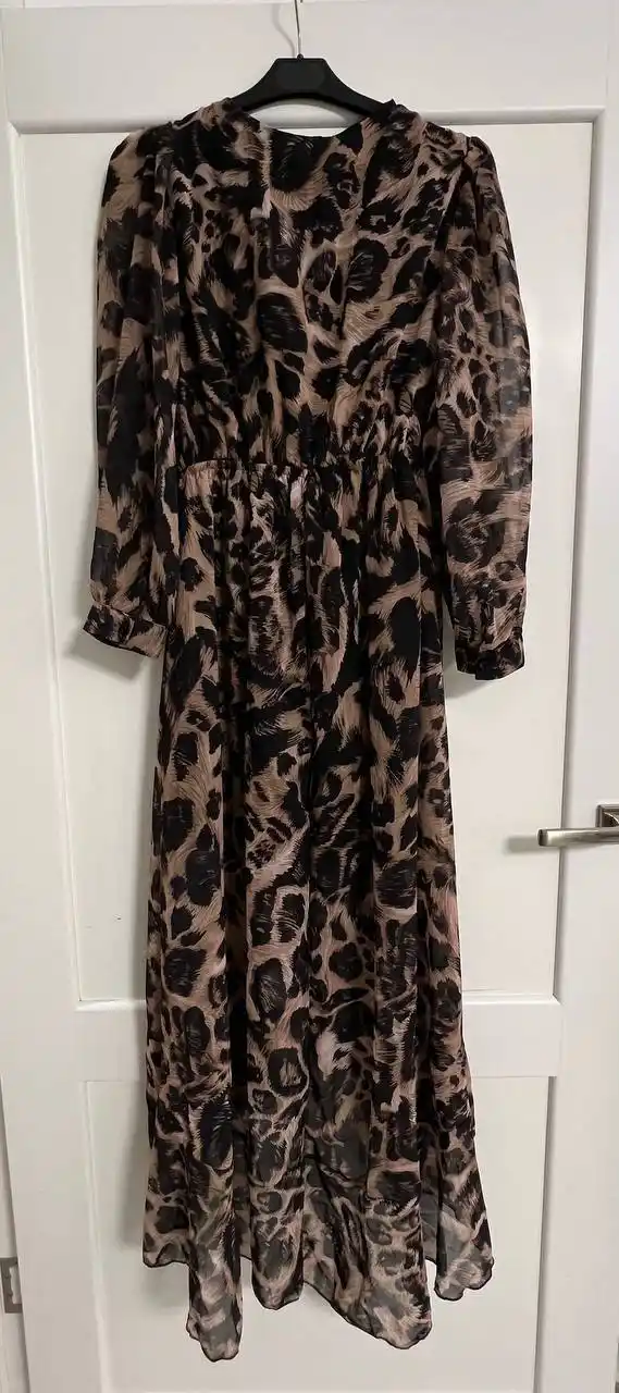 Шифоновое эффектное платье на подкладе