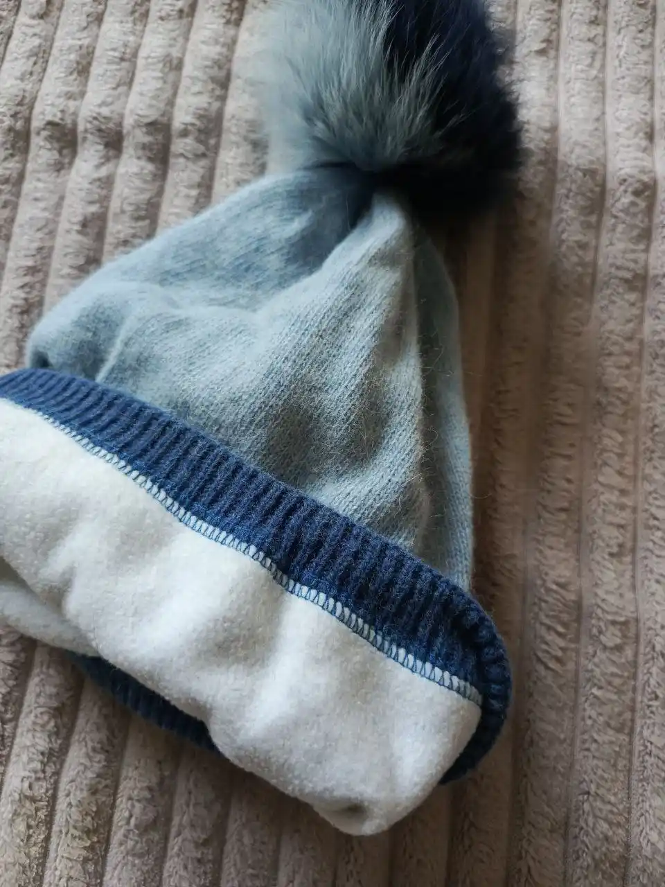 Шапка осень/зима ангора, шерсть, натуральный помпон