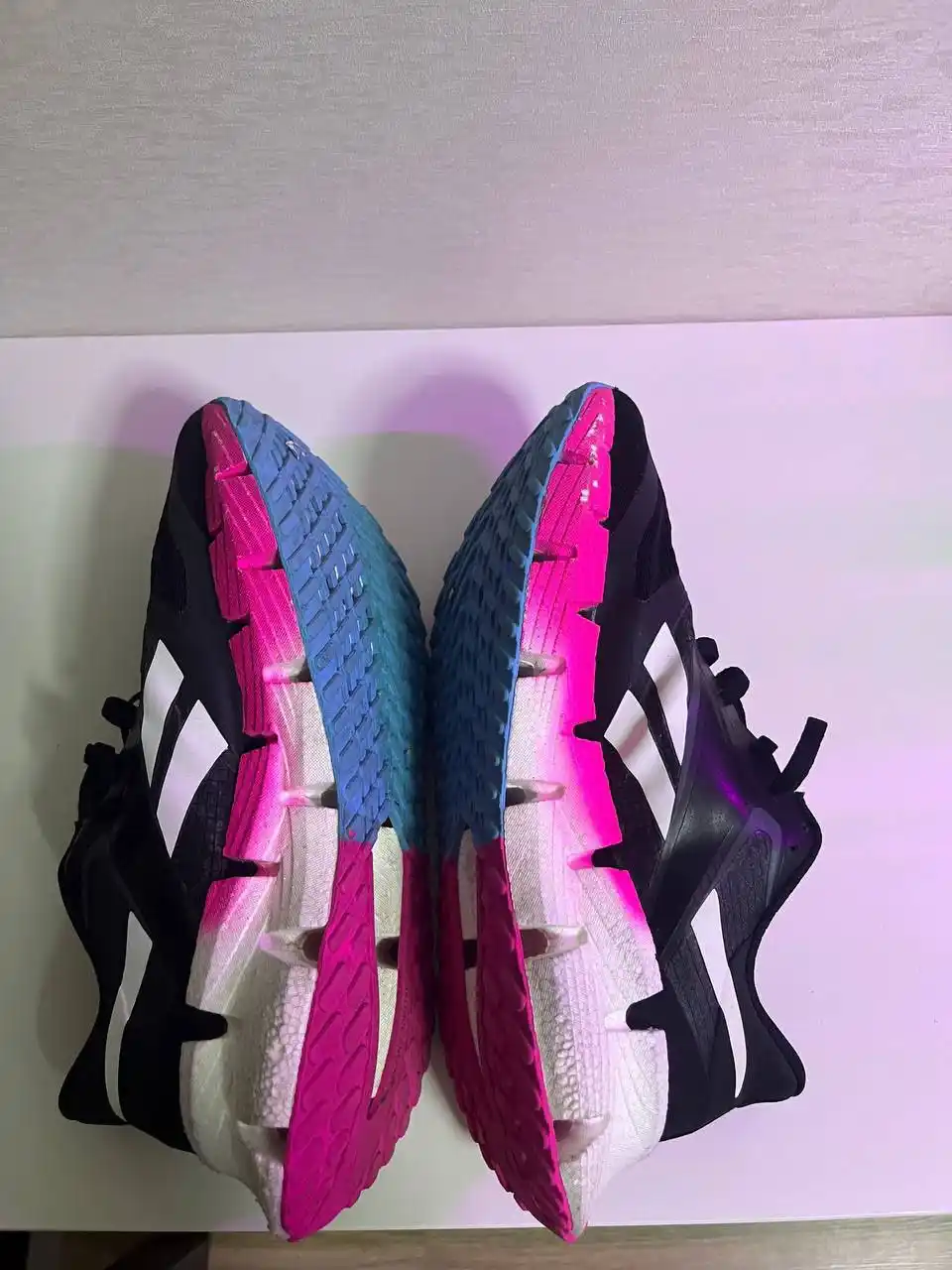 Кроссовки Reebok женские 41 размер б/у