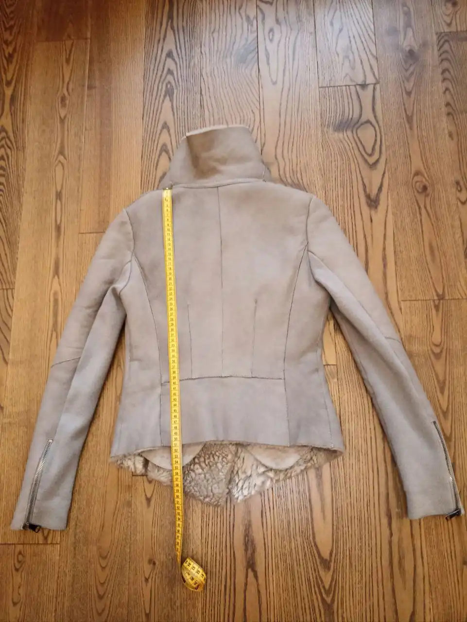 Дубленка из натуральной овчины размер 42