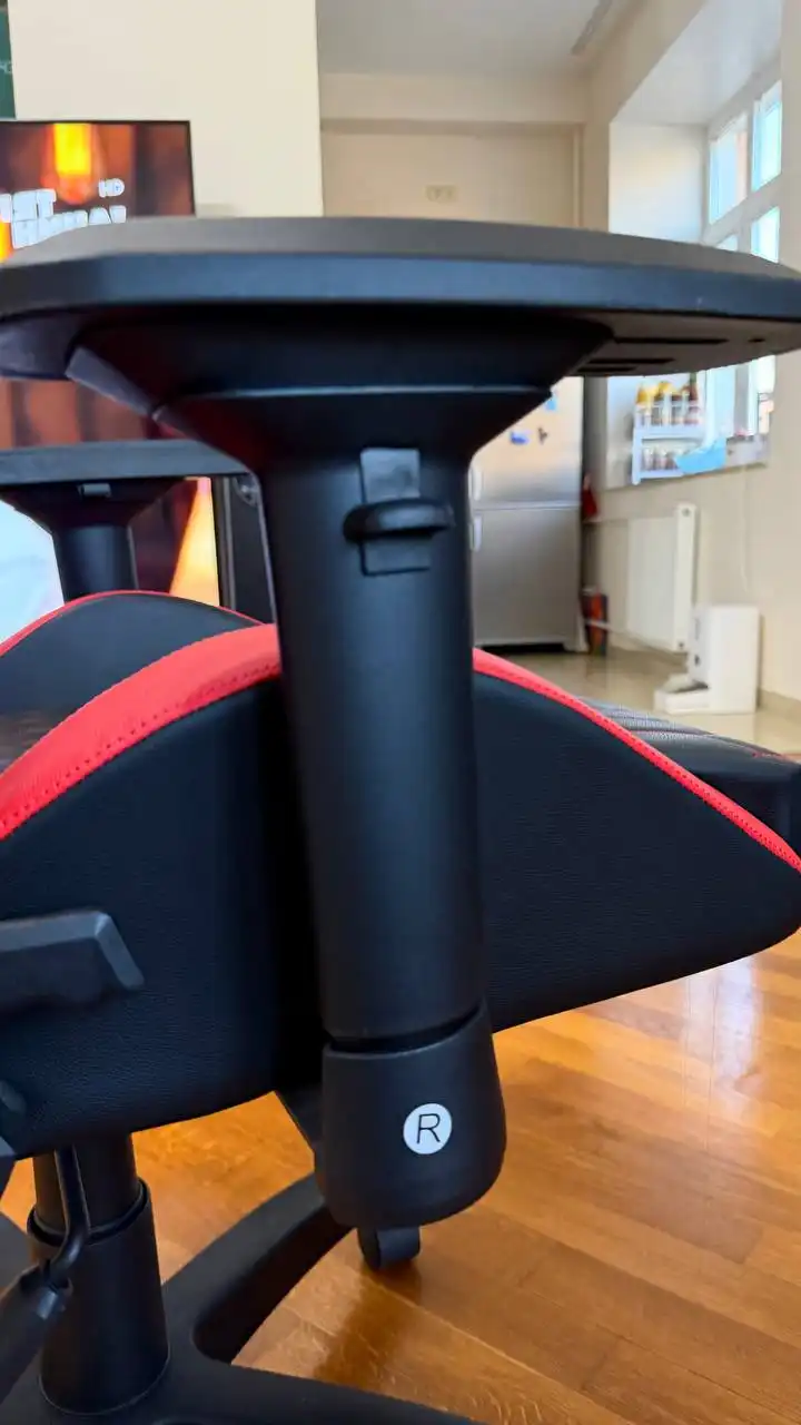 Продам кресло компьютерное