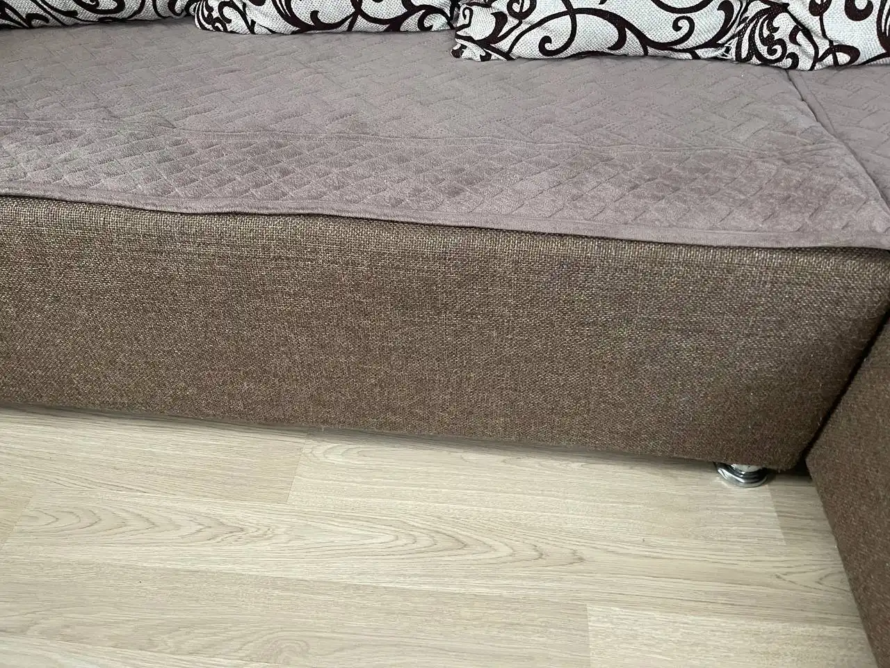 Диван б/у в хорошем состоянии