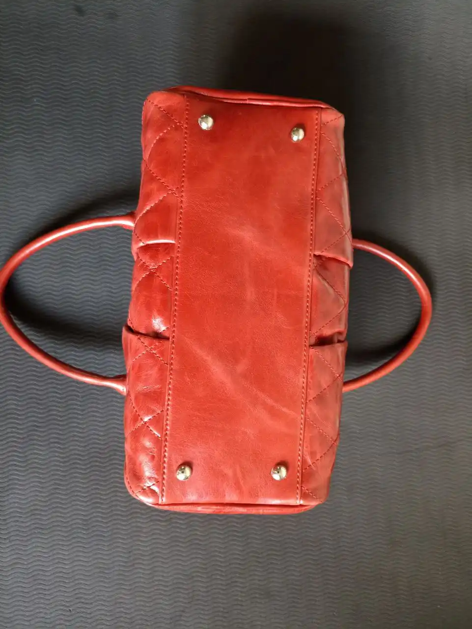 Кожаная сумка Eleganzza