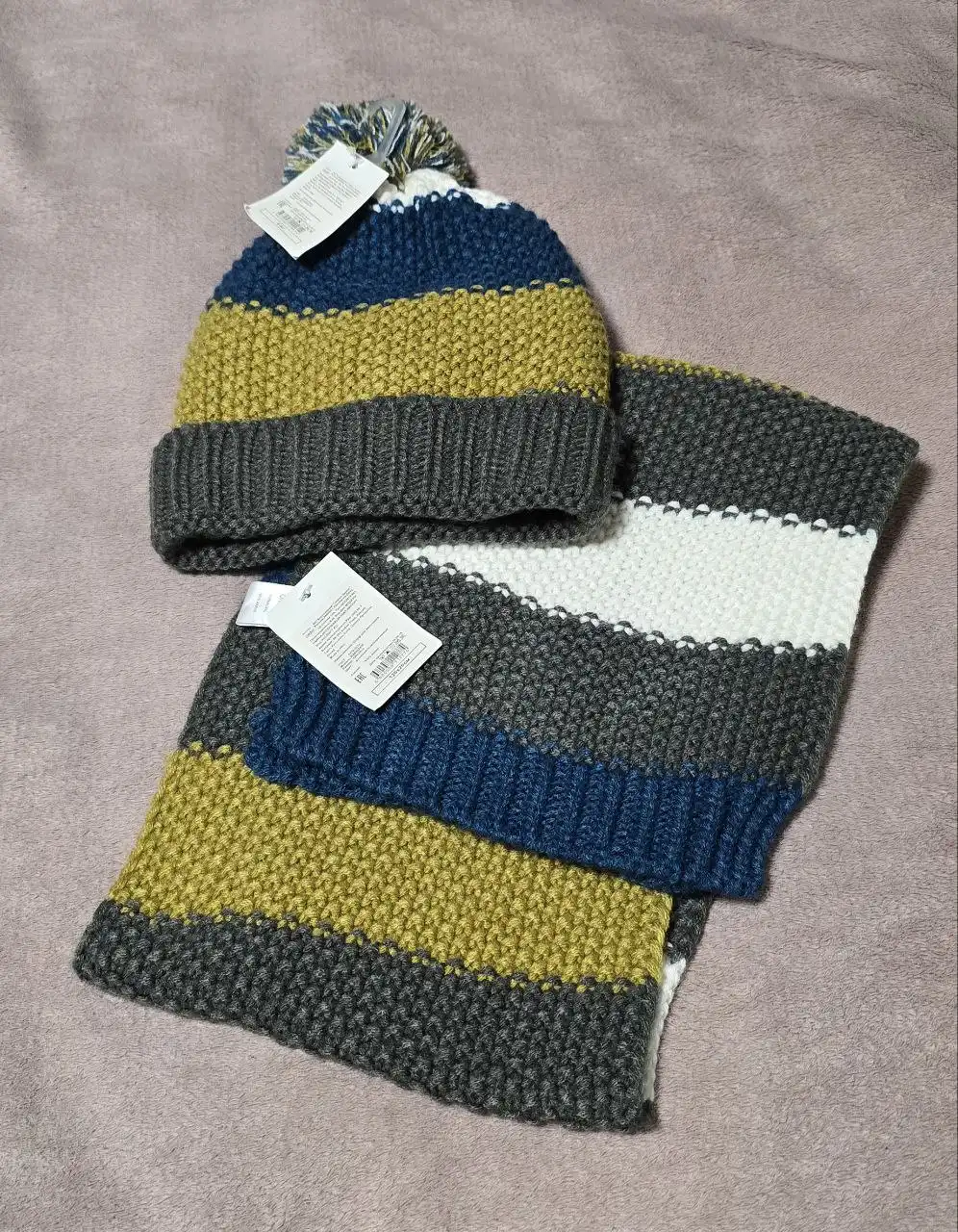 Новый зимний комплект на 6-8 лет