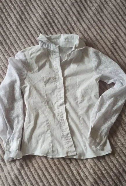 Блузка белая в отличном состоянии - Одежда в Москва