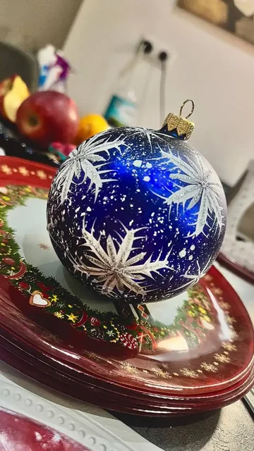 Елочные новогодние большие шары из стекла - Хобби и отдых в Москва