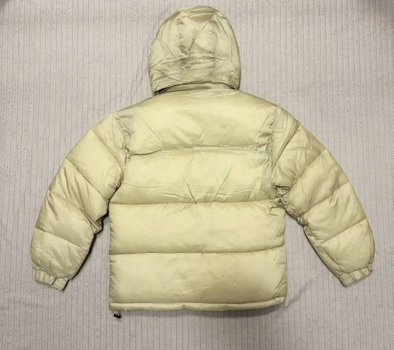 Продажа зимней куртки