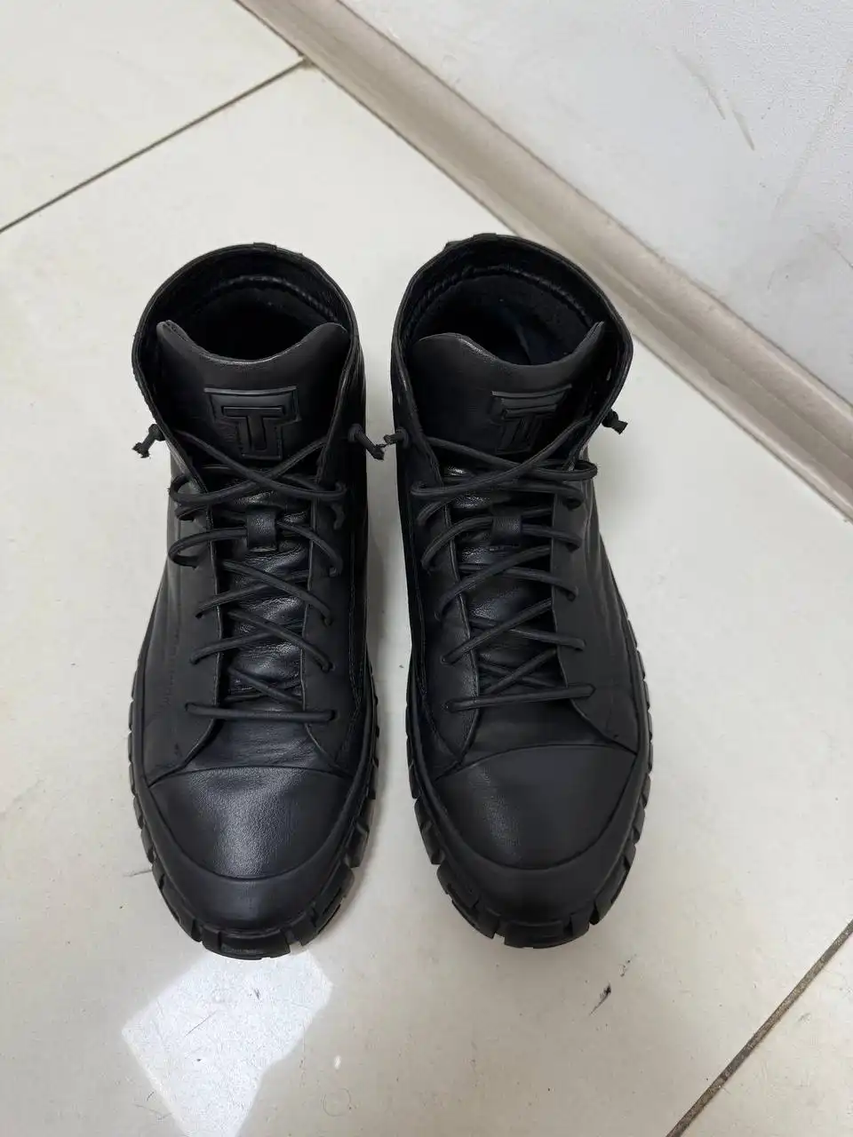 Продам зимние ботинки Romitan 43 размер