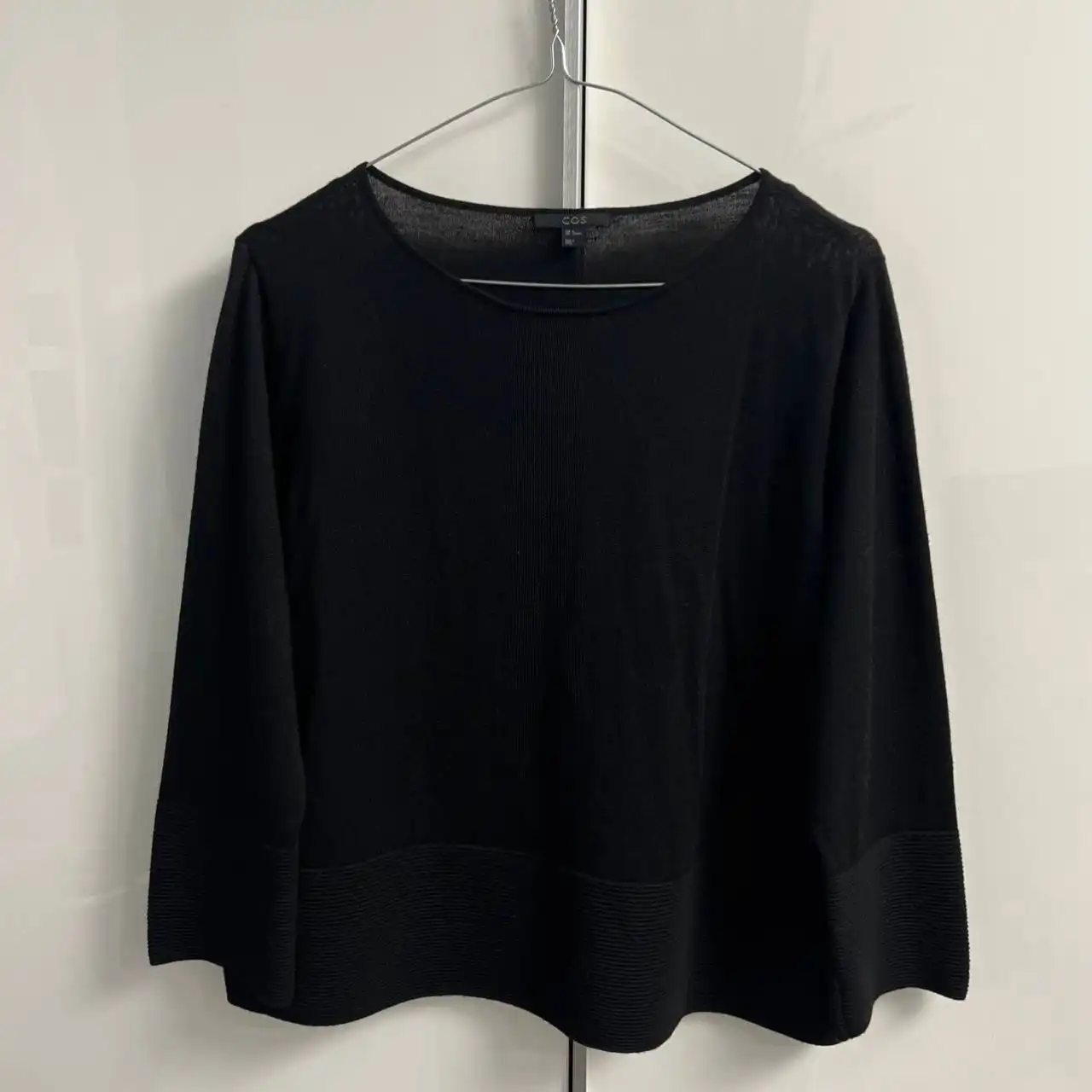 Джемпер COS размер М оверсайз из тонкой шерсти